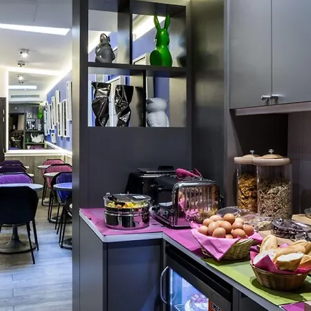 Antin Trinite Hotell 3*