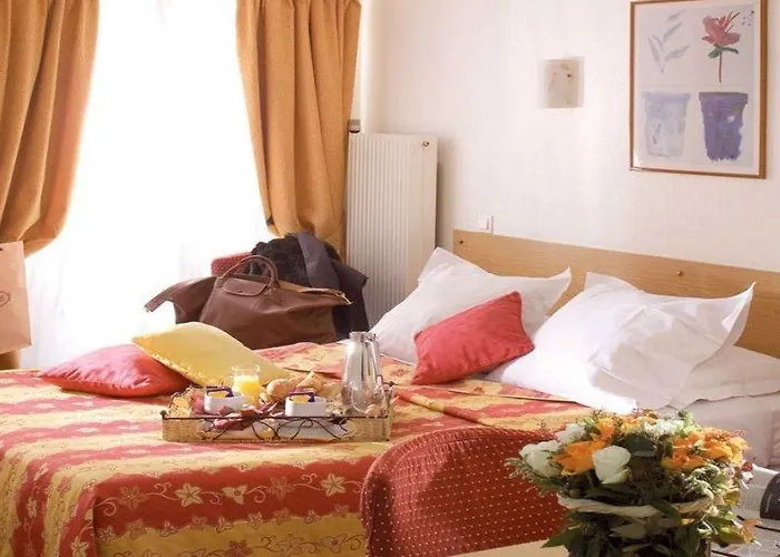 Antin Trinité 3* Parigi