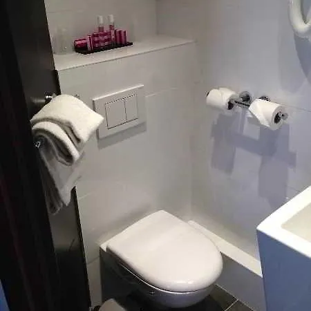 أنتين ترينيتيه 3* باريس