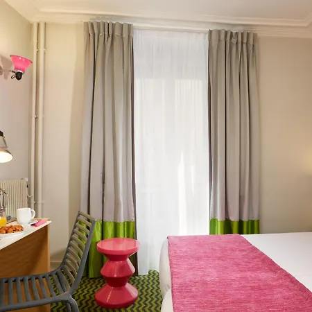 أنتين ترينيتيه 3*