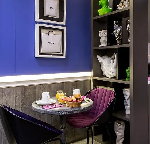 Antin Trinite 3* Párizs