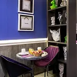 Antin Trinite 3* Paryż